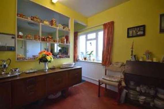 7&nbsp;Bedroom&nbsp;Detached